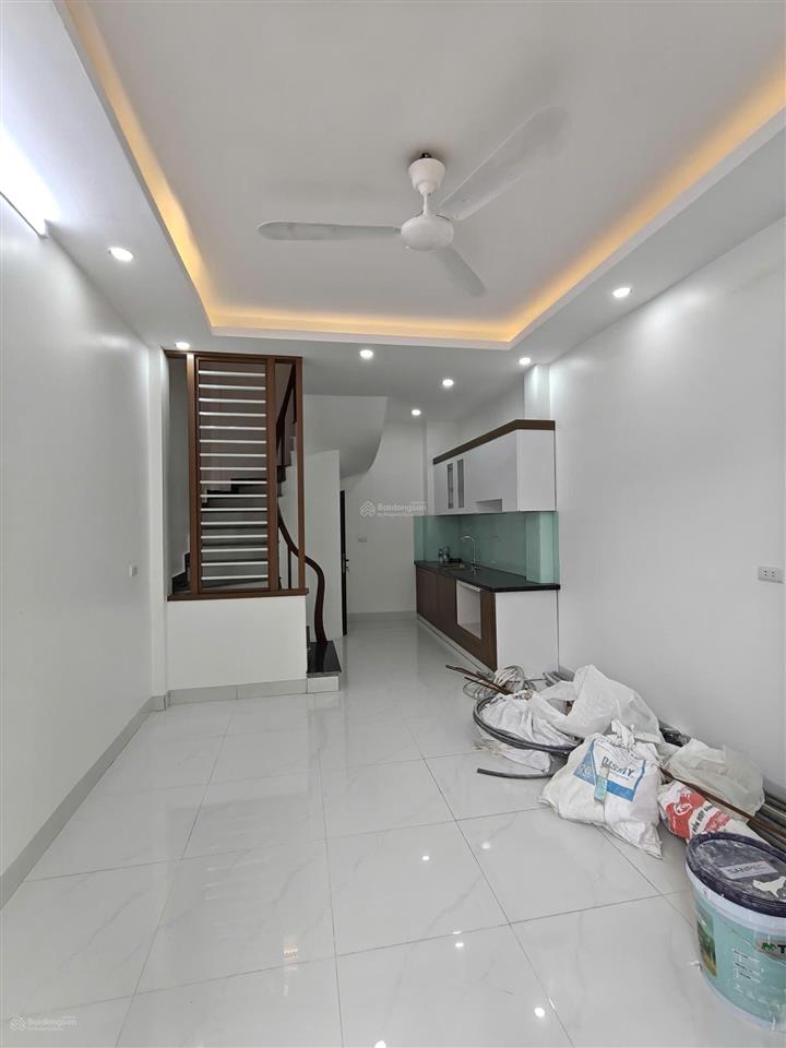 Bán nhanh nhà liên mạc  35m2  5 tầng  5.5 tỷ (có thương lượng)