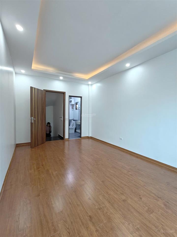 Bán nhanh nhà liên mạc  35m2  5 tầng  5.5 tỷ (có thương lượng)