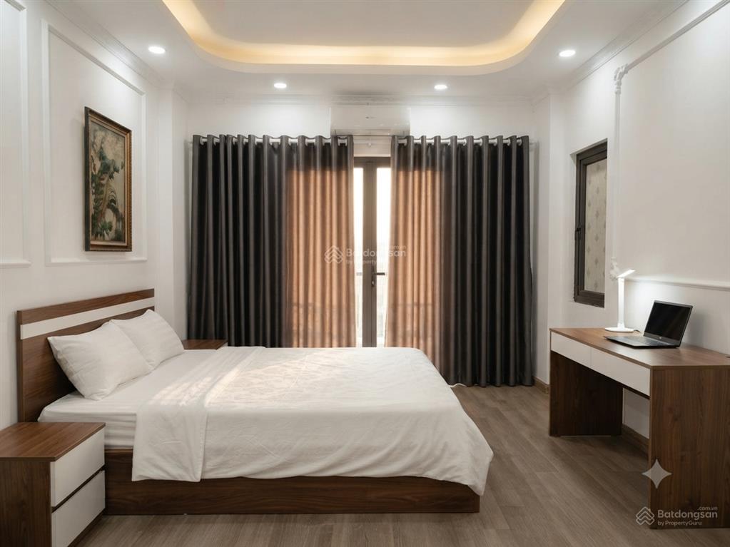 Bán gấp nhà cổ nhuế  6,5 tỷ| diện tích 35m2 | mặt tiền 3,7m (ngõ thông, ô tô gần, full nội thất)