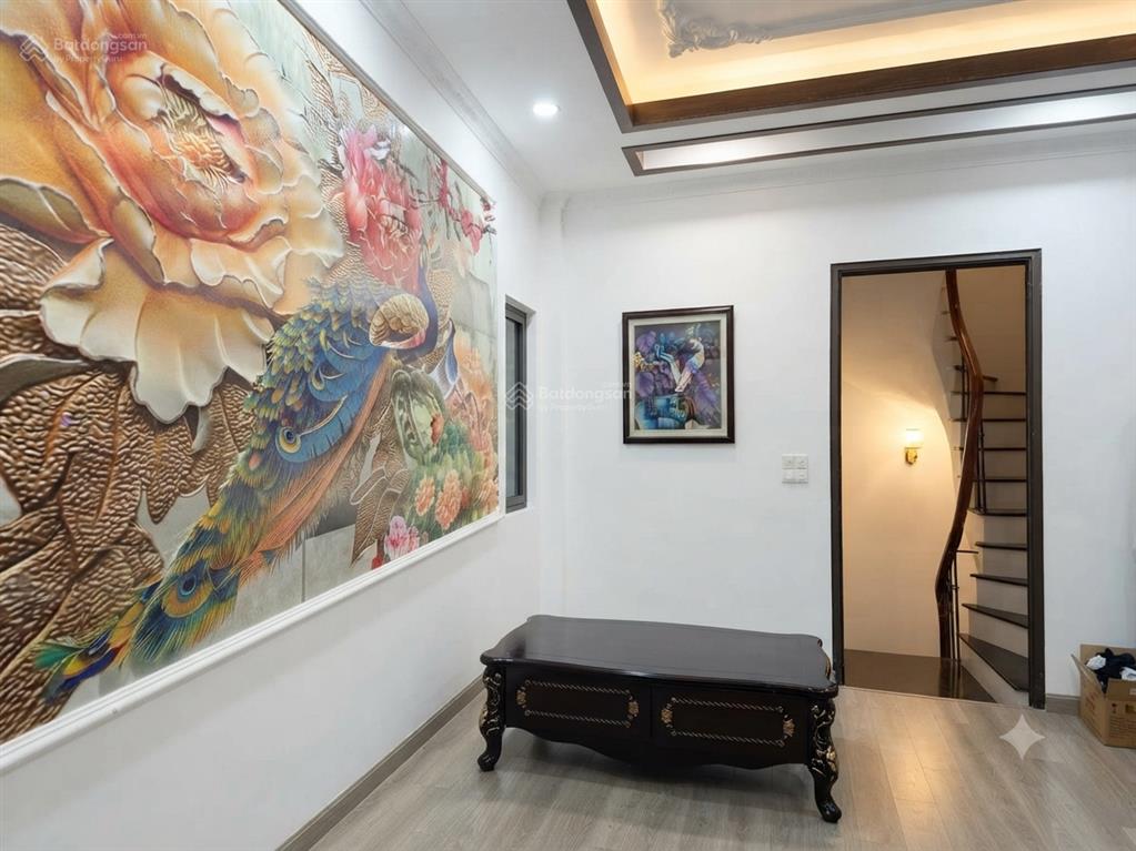 Bán gấp nhà cổ nhuế  6,5 tỷ| diện tích 35m2 | mặt tiền 3,7m (ngõ thông, ô tô gần, full nội thất)