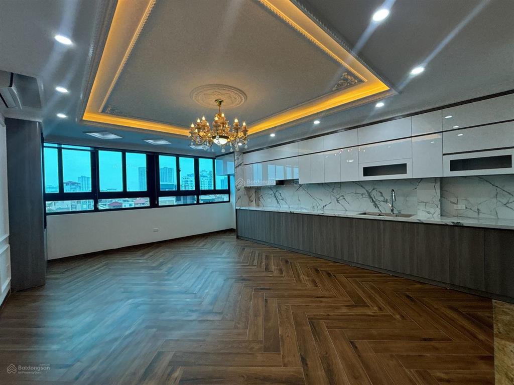 Mặt ngõ thông kinh doanh  2 ô tô vào nhà  7 tầng thang máy thông sàn  mặt tiền quyền lực
