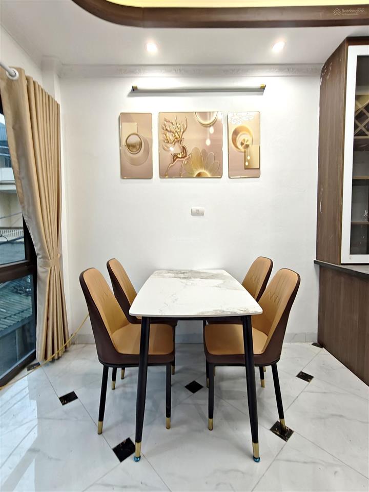 Bán nhà lô góc, ngõ oto, sát phố phú diễn  42m2 | 6 tầng có thang máy | giá 9,8 tỷ