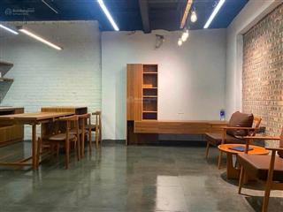 Hơn 3 tỷ có nhà thổ cư tt bắc từ liêm | 35m2  3pn  ô tô đỗ cổng, gần chợ & trục tây thăng long