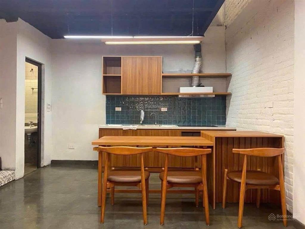 Hơn 3 tỷ có nhà thổ cư tt bắc từ liêm | 35m2  3pn  ô tô đỗ cổng, gần chợ & trục tây thăng long