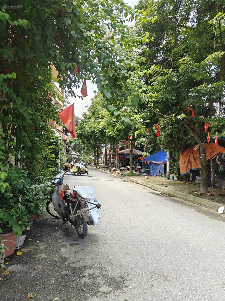 Hơn 3 tỷ có nhà thổ cư tt bắc từ liêm | 35m2  3pn  ô tô đỗ cổng, gần chợ & trục tây thăng long