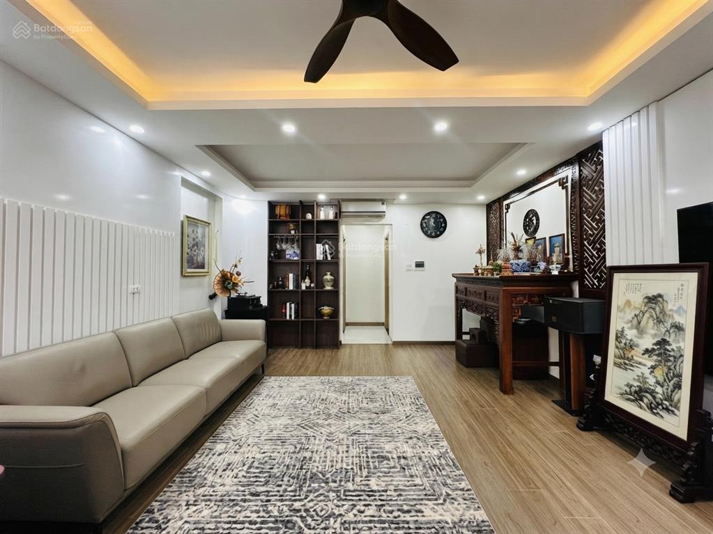 Siêu phẩm mặt tiền 4.5m  kế bên ciputra  6 tầng thang máy  full nội thất, ô tô đỗ cửa | 10,2 tỷ