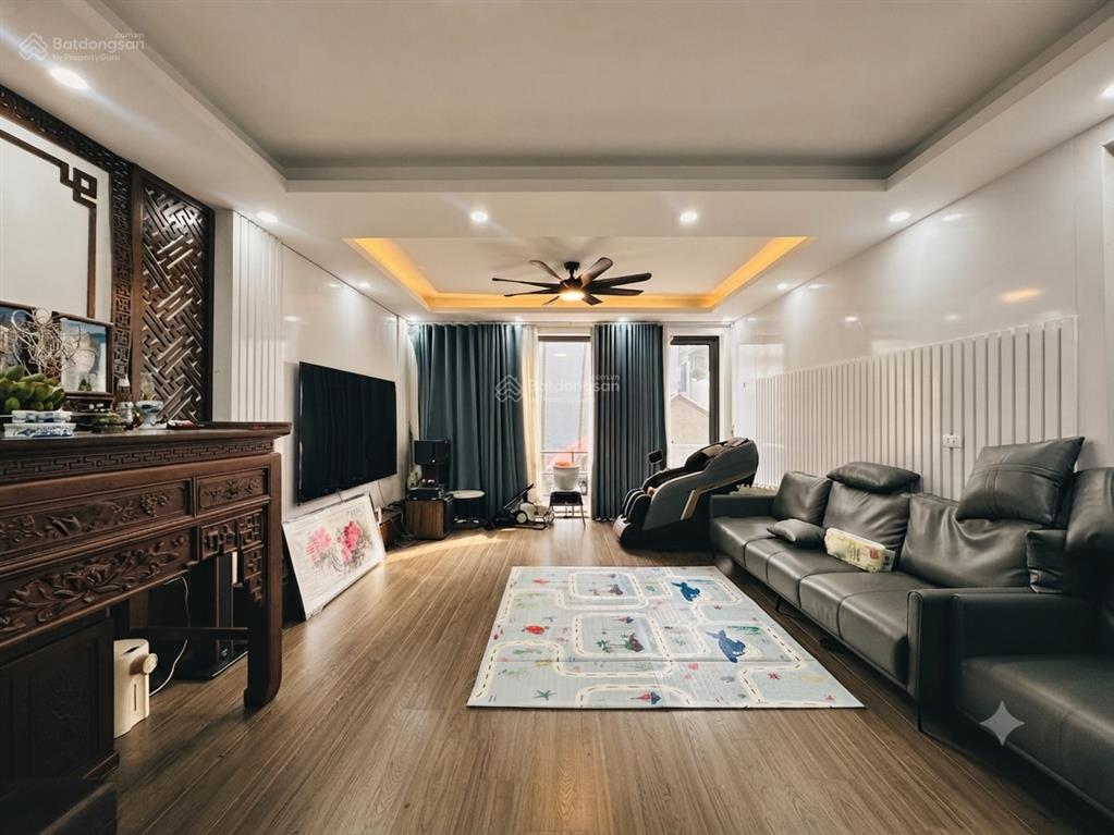 Siêu phẩm mặt tiền 4.5m  kế bên ciputra  6 tầng thang máy  full nội thất, ô tô đỗ cửa | 10,2 tỷ