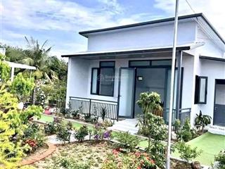 Lô đất vườn hơn 500m2 có sẵn nhà  shr  thổ cư sẵn giá chỉ 580tr tại xã trừ văn thố, bàu bàng.