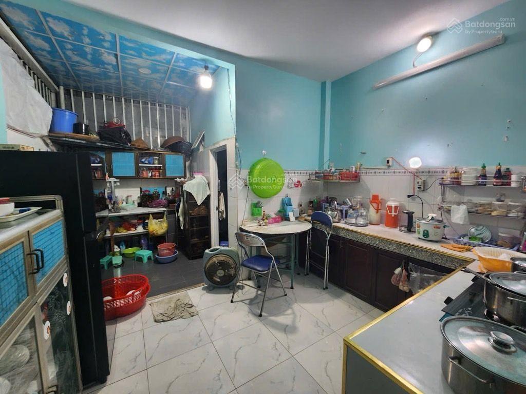 Bán nhà huỳnh tấn phát nhà bè 62m2, kề quận 7, 2 tầng 3 phòng, sổ riêng, hoàn công, chỉ nhỉnh 4 tỷ