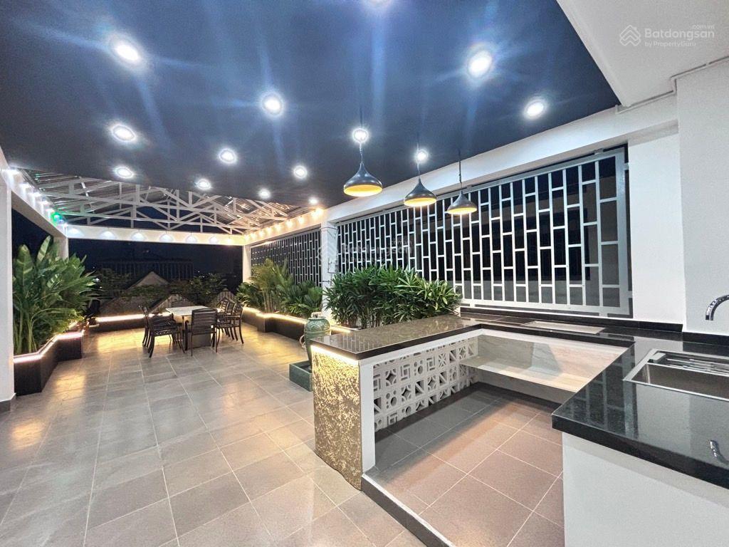 Nhà vườn nhà bè  5x20  4 tầng  7pn  xe hơi ngủ trong nhà  chỉ 6.99 tỷ