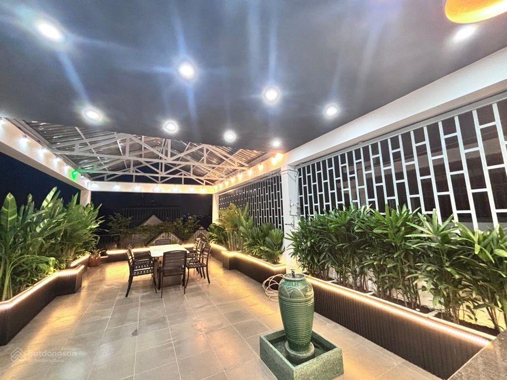 Nhà vườn nhà bè  5x20  4 tầng  7pn  xe hơi ngủ trong nhà  chỉ 6.99 tỷ