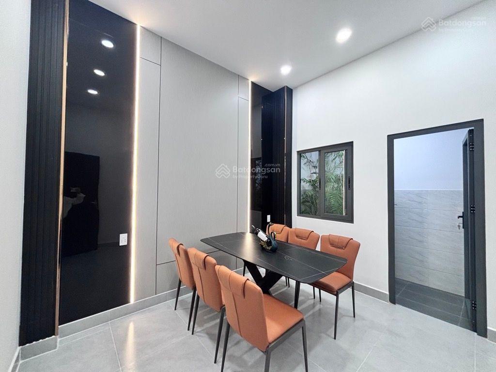 Nhà vườn nhà bè  5x20  4 tầng  7pn  xe hơi ngủ trong nhà  chỉ 6.99 tỷ