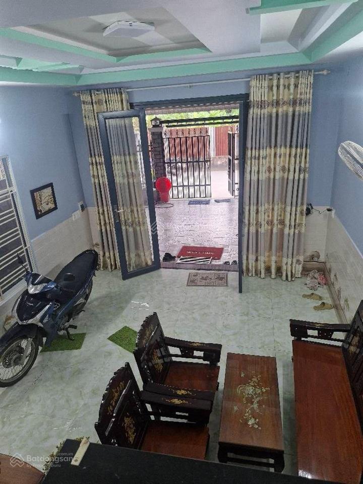 Bán nhà 5x20m lê văn lương, 3 tầng 3pn, hẻm 2 xe hơi tránh, hoàn công, chỉ hơn 4 tỷ