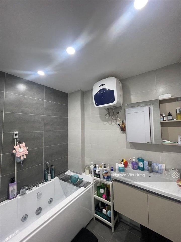 Bán gấp nhà 3 tầng huỳnh tấn phát, nhà bè, 4 phòng ngủ, sổ hồng riêng, tặng nội thất, chỉ hơn 3 tỷ