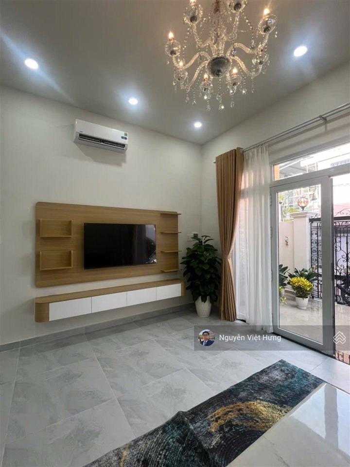 Bán nhà đẹp lê văn lương 80m2, ngang 5m, hẻm ô tô thông, sổ hồng riêng, chỉ hơn 4 tỷ