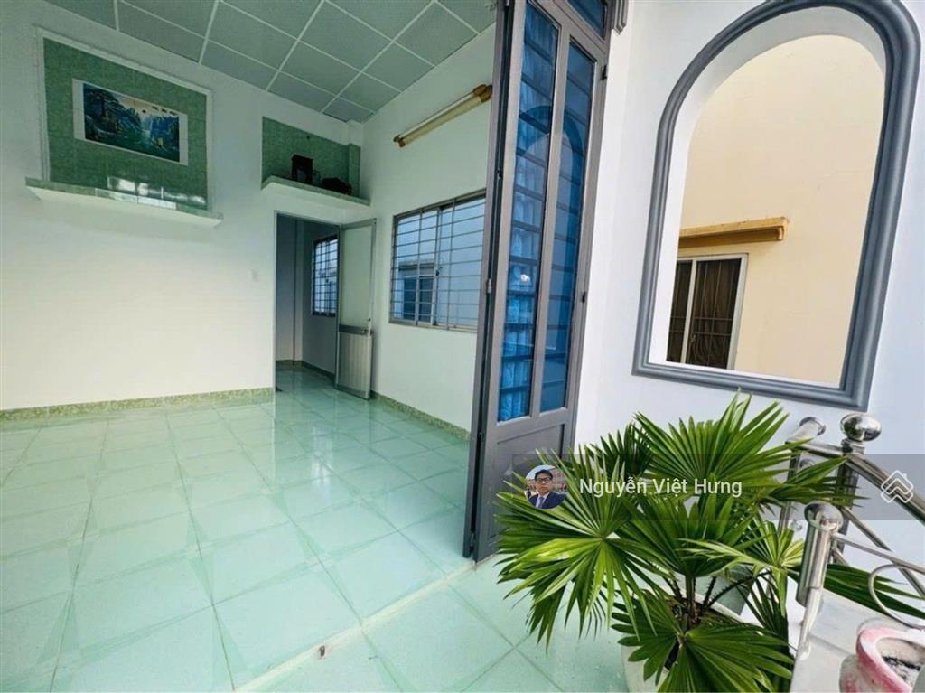 Bán gấp nhà quận 7, 66m2 trệt lầu, sát mặt tiền huỳnh tấn phát, sổ hồng riêng, chỉ hơn 4 tỷ