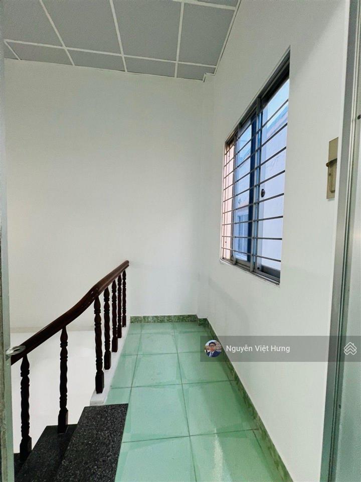 Bán gấp nhà quận 7, 66m2 trệt lầu, sát mặt tiền huỳnh tấn phát, sổ hồng riêng, chỉ hơn 4 tỷ
