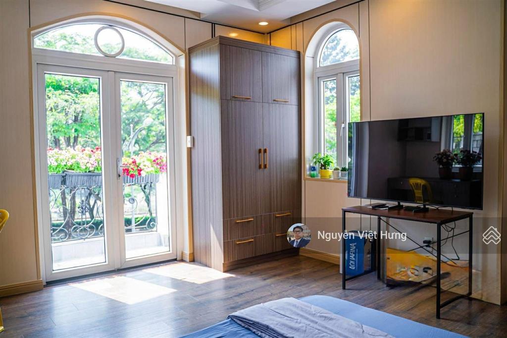 Hiếm! siêu phẩm biệt thự góc 2 mặt tiền cityland quận 7  hầm, thang máy  view công viên nội khu