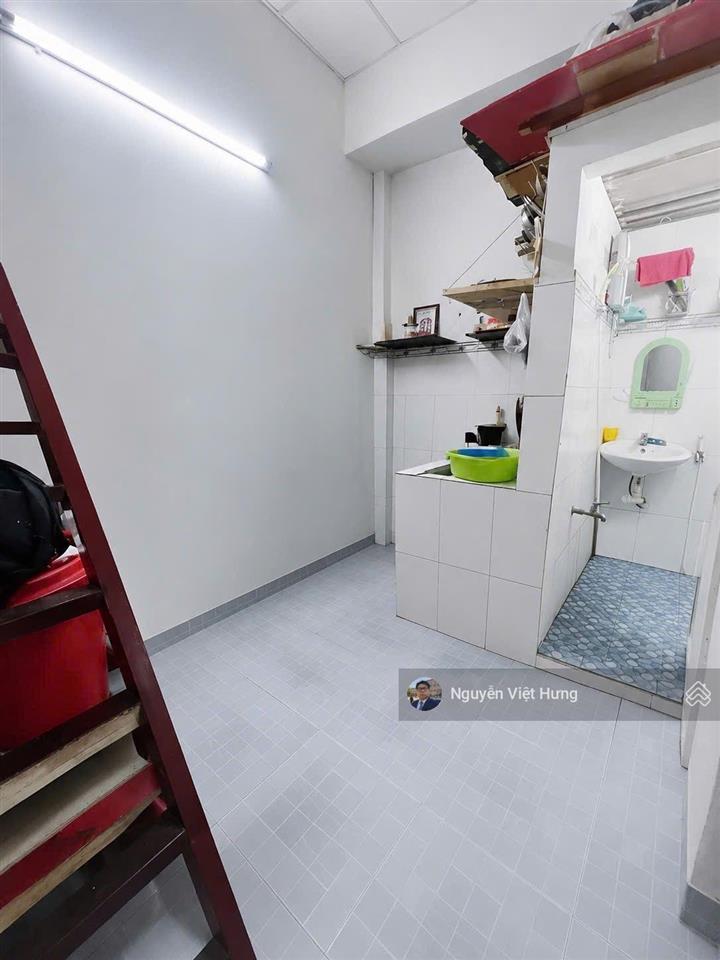Bán gấp nhà huỳnh tấn phát, nhà bè 50m2, không quy hoạch, sổ hồng riêng, chỉ nhỉnh 3 tỷ