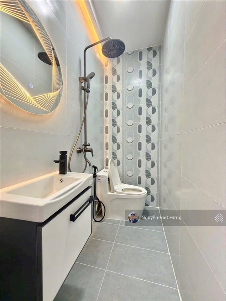 Bán nhà đẹp nhà bè, 100m2 thổ cư, full nội thất cao cấp, sổ riêng, hoàn công, chỉ hơn 4 tỷ