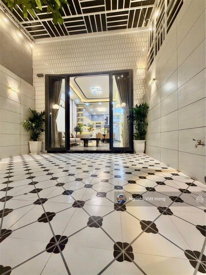 Bán nhà đẹp nhà bè, 100m2 thổ cư, full nội thất cao cấp, sổ riêng, hoàn công, chỉ hơn 4 tỷ