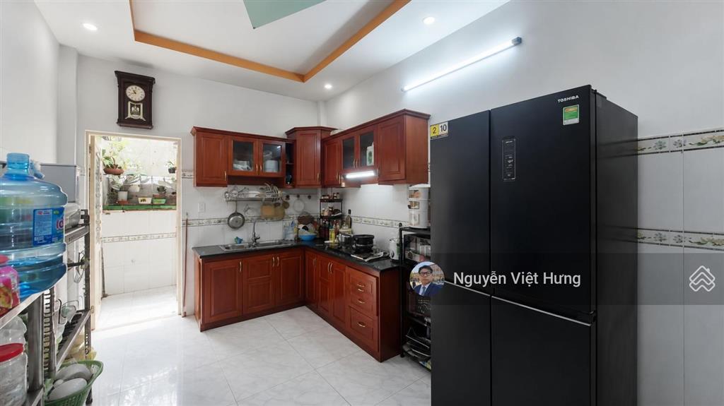 Bán gấp nhà hẻm xe hơi 7 chỗ lê văn lương 87m2, ngang to, 8 phòng, sổ riêng hoàn công, chỉ hơn 6 tỷ