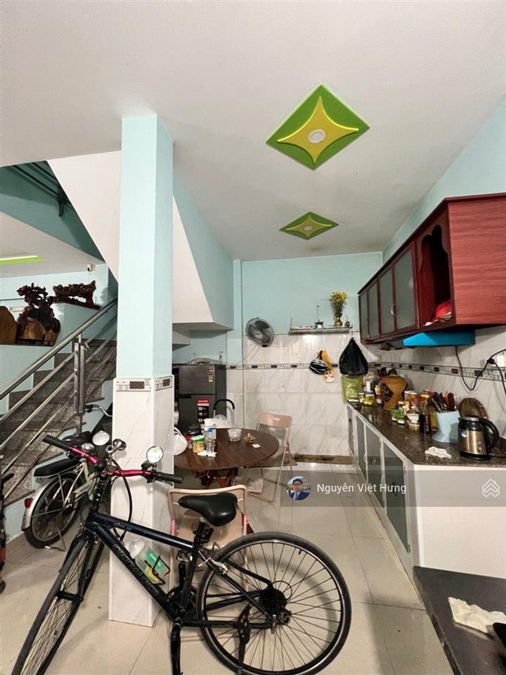 Bán gấp nhà sổ riêng trần xuân soạn quận 7, 50m2, ngang 5, 3 mặt thoáng, chỉ hơn 3 tỷ