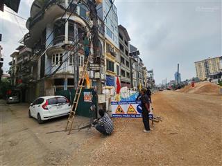 Nguyễn phúc lai, diện tích 60m, 5tầng . mt 5m. giá 28.2tỷ đống đa