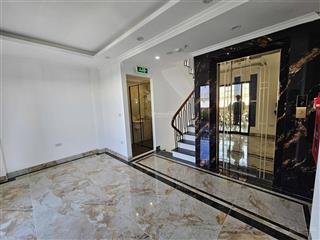 Mặt phố đại la, diện tích 40m2, 7tầng. mt 5.0m. giá 30.7 tỷ hai bà trưng