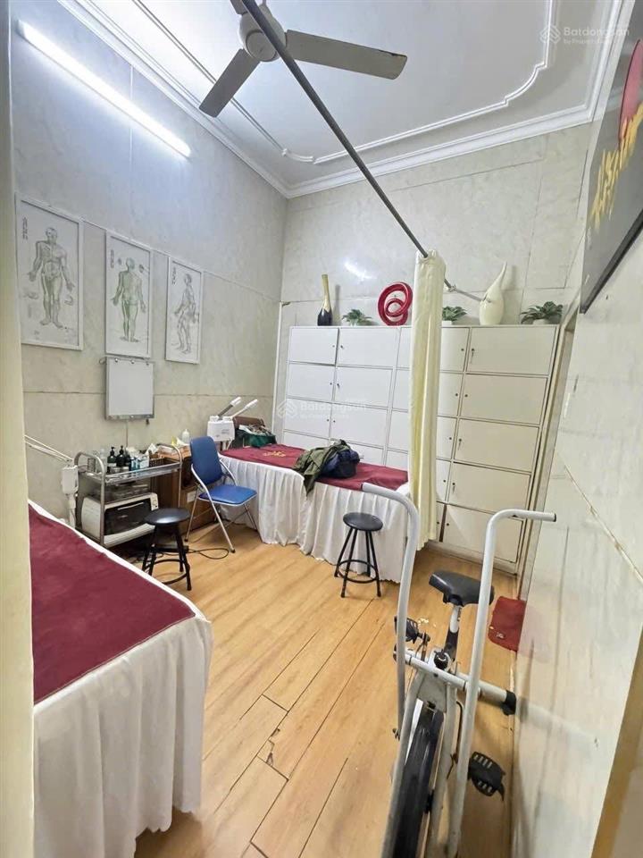 Lê văn thiêm, diện tích 63m, 4tầng . mt 6.1m.giá 31.8tỷ thanh xuân