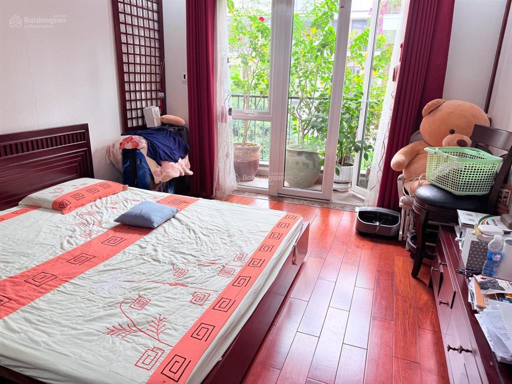 Lê văn thiêm, diện tích 63m, 4tầng . mt 6.1m.giá 31.8tỷ thanh xuân