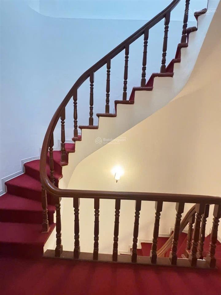 Lê văn thiêm, diện tích 63m, 4tầng . mt 6.1m.giá 31.8tỷ thanh xuân