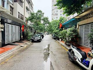 Biệt thự phân lô hoàng văn thái đi làm cận lộ  ở cận hồ  ô tô đỗ cửa!