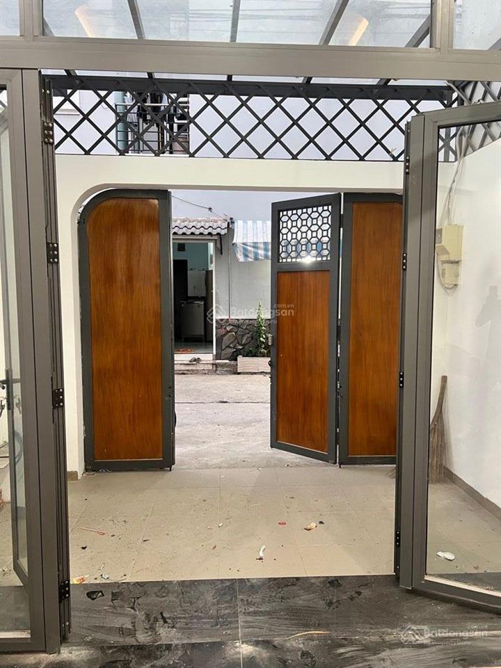 Siêu phẩm vừa cập bến ! nhà mặt tiền  diện tích khủng 74m2 giá chỉ 6ty5