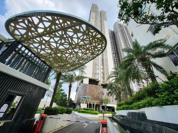 Chủ bán căn 2pn có ban công nhà mới keng chỉ 2,220 tỷ có sổ hồng tại opal skyline