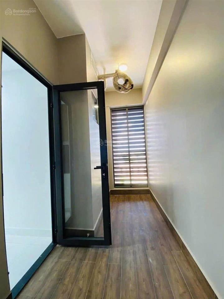 Bán 2pn2wc 65m2 chỉ 1,960 tỷ bao thuế phí, sổ hồng sẵn tại opal skyline