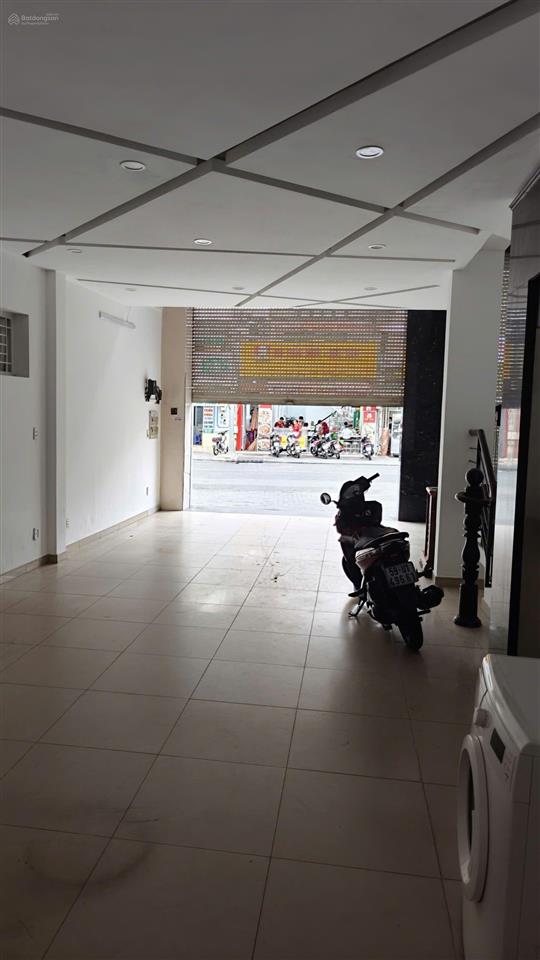 Cho thuê nhà mặt tiền đường cửu long, quận 10 | dt 6,6 x 12, giá 70 triệu/tháng