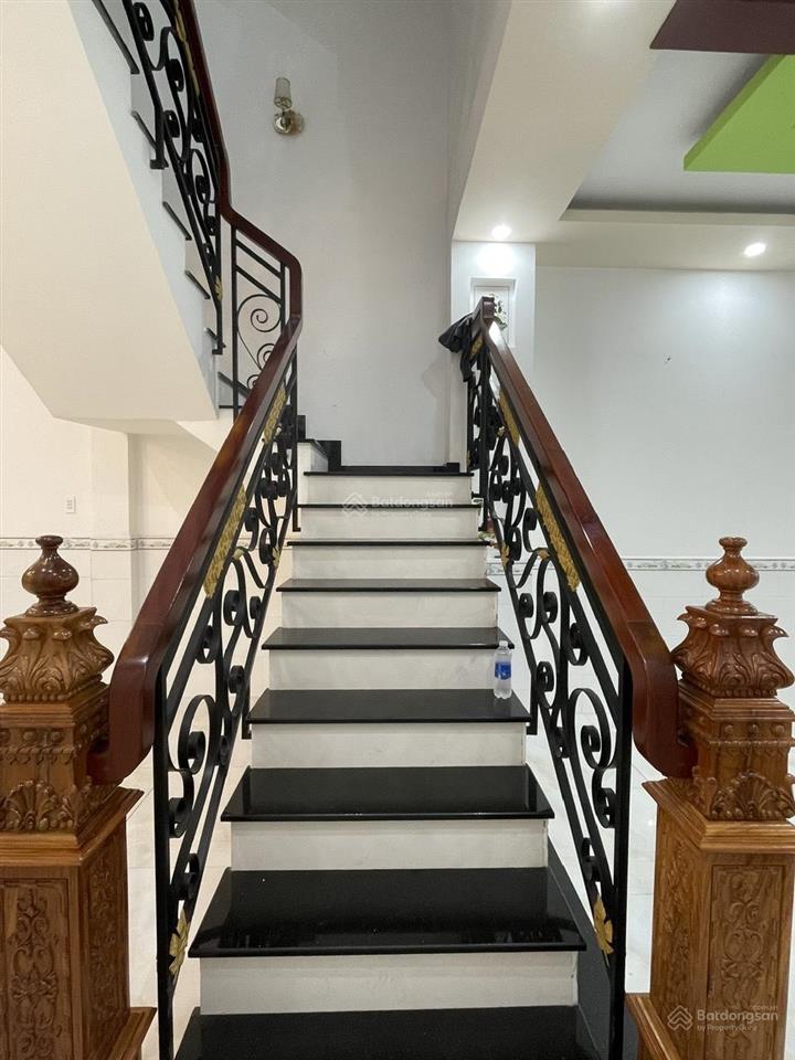 Chính chủ cần bán nhà đẹp 4 tầng phạm đăng giảng bình tân, 87,4m2, hẻm 6m, kdc an ninh, chỉ 8,6 tỷ