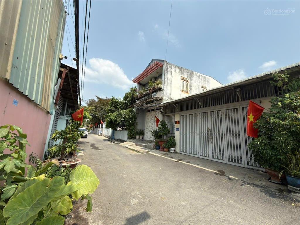 Bán đất tặng nhà dòng tiền 14tr/tháng 147m2 9,2tỷ gấp bán
hẻm tải thông có thể buôn bán