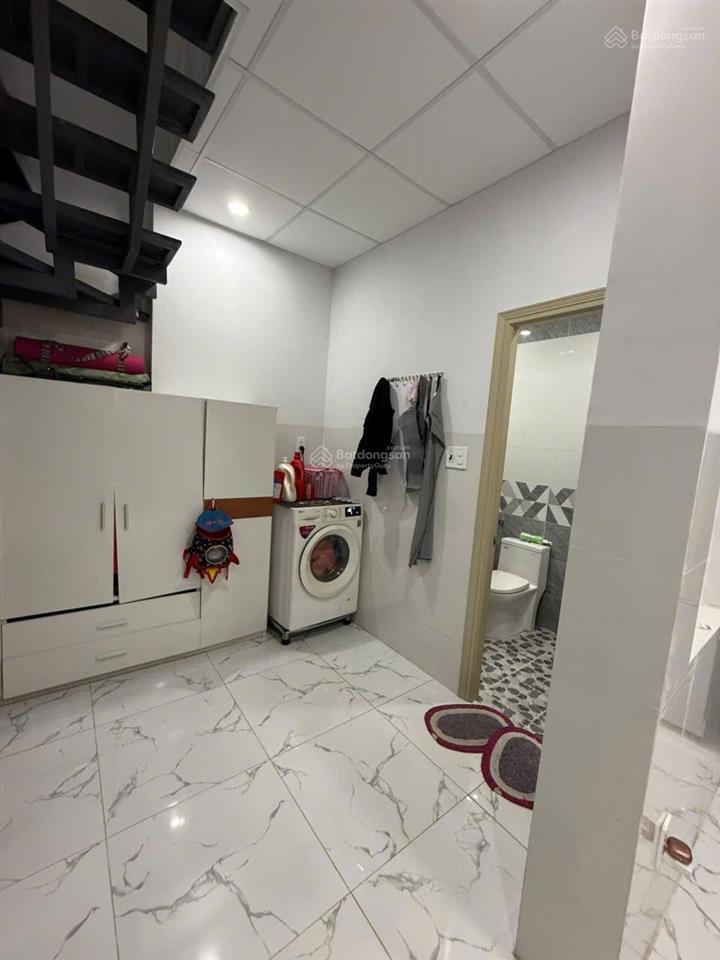 Bán nhà riêng tại số 13, linh xuân, thủ đức, 4,6 tỷ, 69m2, giá ưu đãi đẹp, nhiều tiện ích