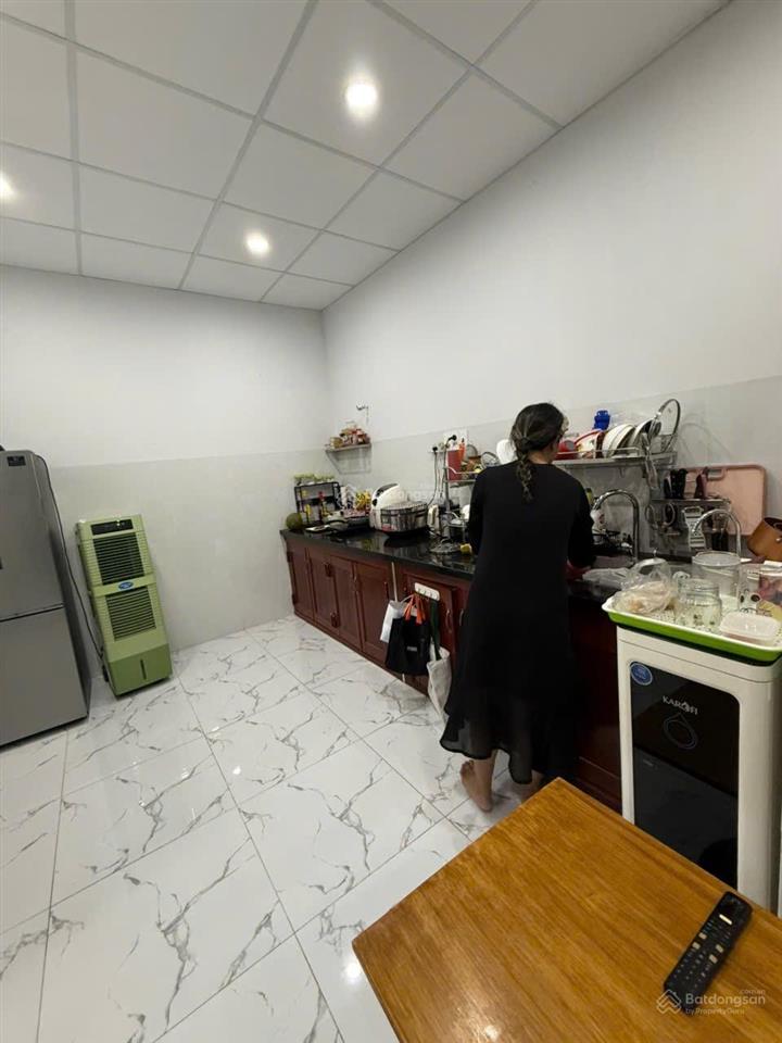 Bán nhà riêng tại số 13, linh xuân, thủ đức, 4,6 tỷ, 69m2, giá ưu đãi đẹp, nhiều tiện ích