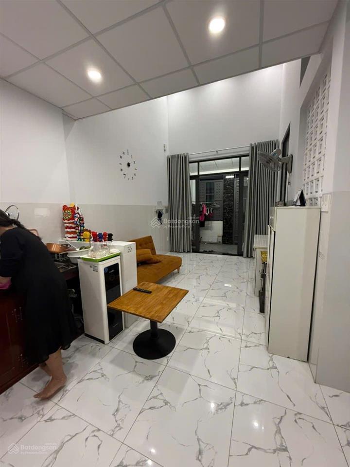 Bán nhà riêng tại số 13, linh xuân, thủ đức, 4,6 tỷ, 69m2, giá ưu đãi đẹp, nhiều tiện ích
