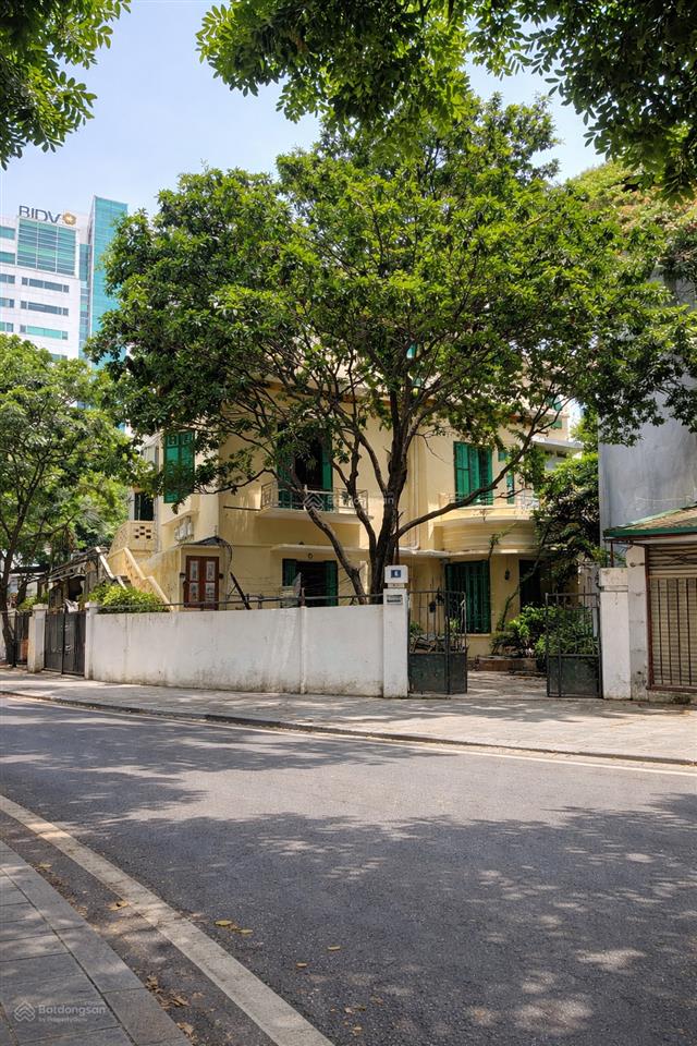 Mặt phố hồ thiền quang  bán nhà gần 300m2 mặt tiền 10m  109tỷ tl
