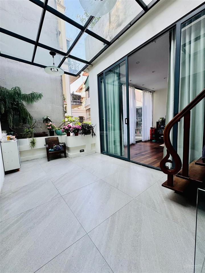 Mặt phố thi sách nhà cũ xác định bán đấtdt 80m25,2m mặt tiền nhỉnh 32tỷtl
