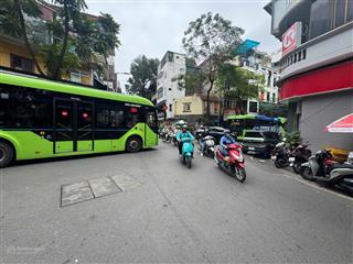 Phố cổ hoàn kiếm bán nhà hàng mắm 40m2 6 phòng dòng tiền  nhỉnh 20tỷ tl