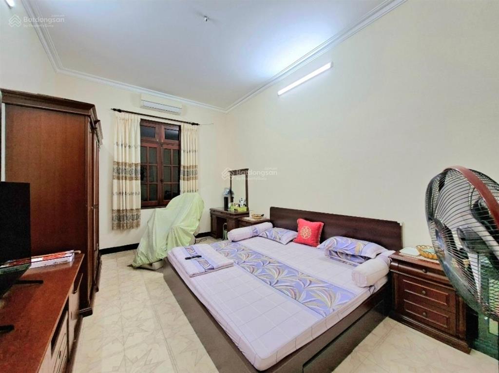 Bán nhà phân lô nghĩa đô, tây hồ  35m2  3 tầng nhỉnh 12 tỷ tl