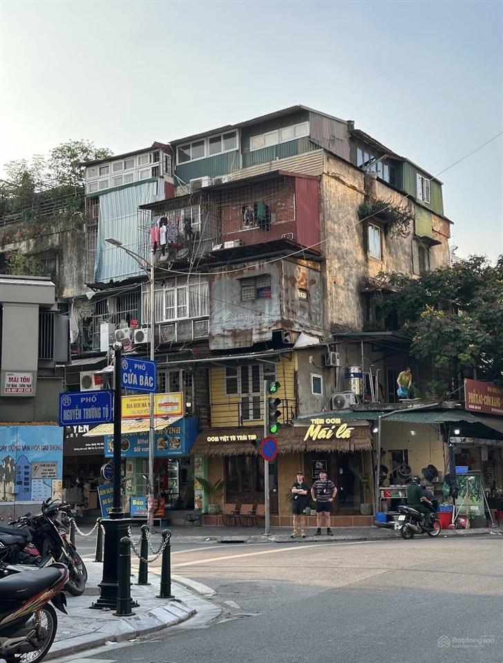 Mặt phố cửa bắc  bán gấp nhà 3 tầng  dt 130m2  vỉa hè, kinh doanh  giảm sâu chỉ 40tỷ