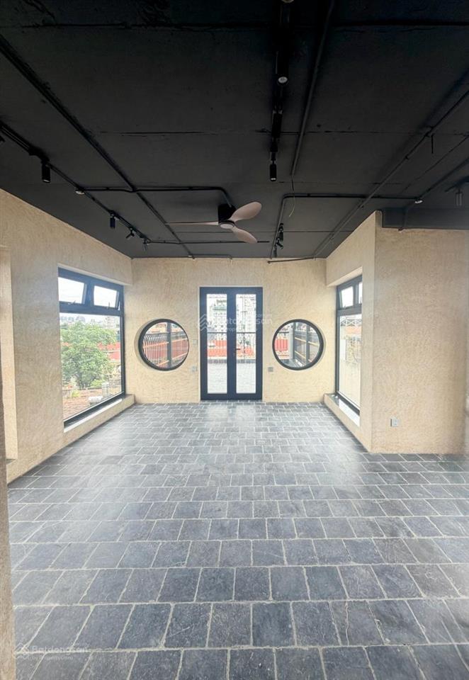Mặt phố nguyễn khắc nhu  quán thánh, bán nhà 240m2 8 tầng thang máy  12m mặt tiền  giá tl