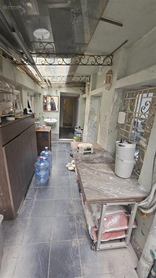 Bán nhà hàng chuối  hbt, sau phố 1 nhà, ô tô đỗ cửa, 60m2 lôlô góc 2 thoáng  nhỉnh 16tỷ