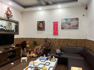 Bán nhà phố lò đúc, 40m2 x 3 tầng nhỉnh 10 tỷ  cách mặt phố 15m có thương lượng